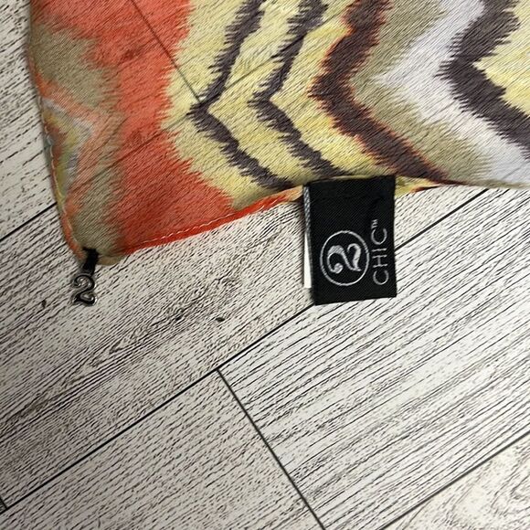 2 Chic Fall Sheer Scarf NWOT - Picture 3 of 4